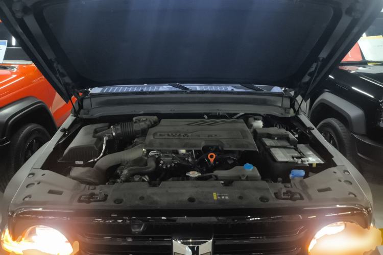 Used Tank 300 2025 2.4T Diesel Version Engine Bay