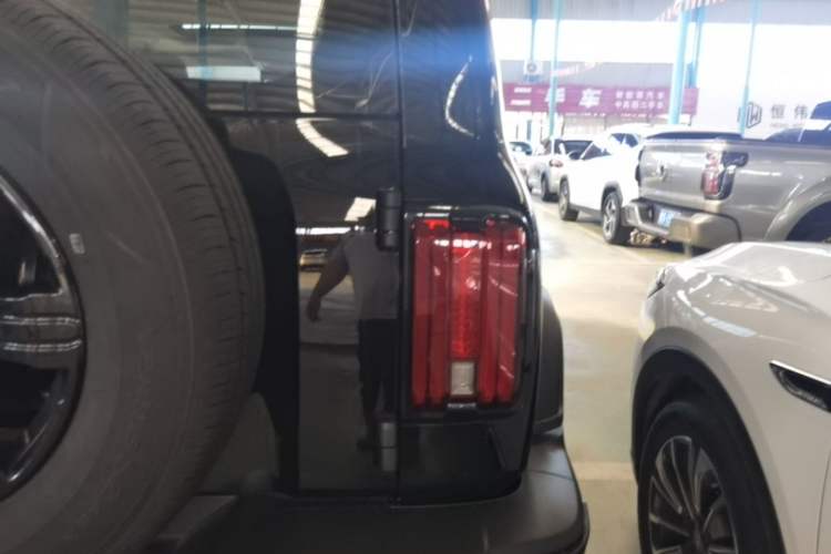 Used Tank 300 2025 2.0T Conqueror Exterior 3