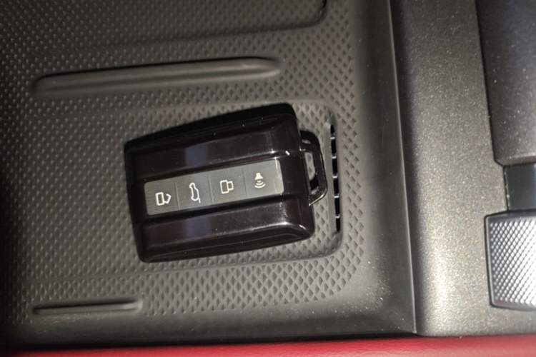 Used Tank 300 2025 2.0T Conqueror Interior 1