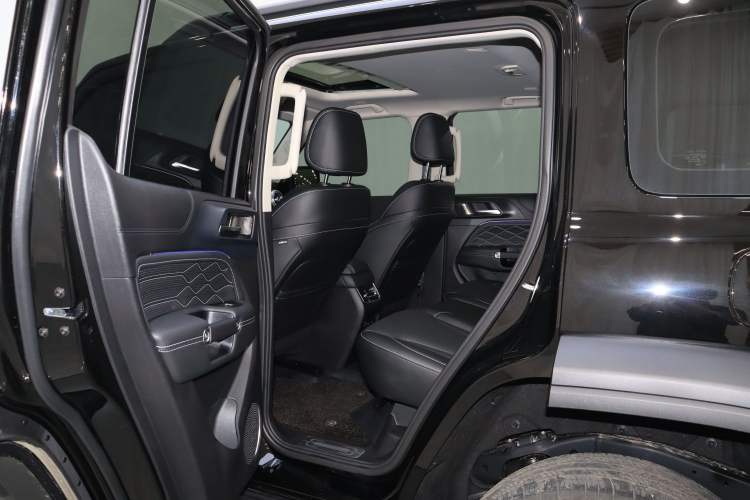 Used Tank 300 2025 2.0T Conqueror Interior 3