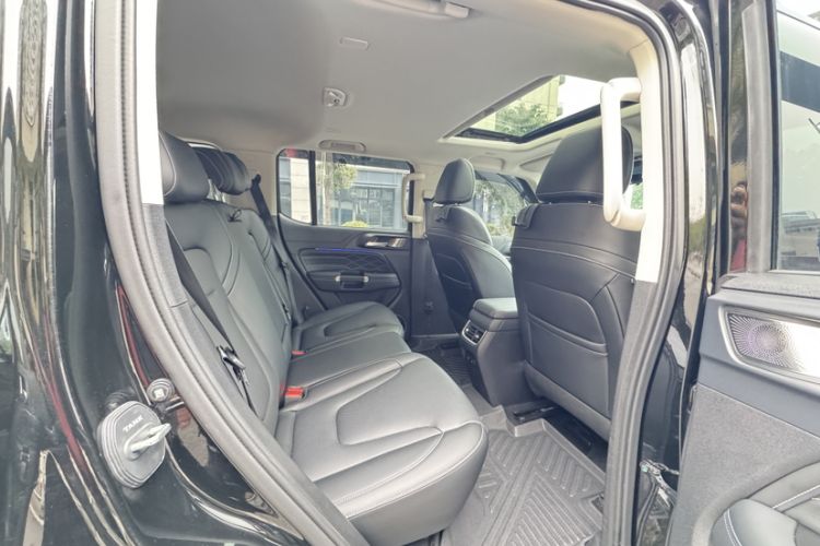Used Tank 300 2025 2.4T Diesel Version Interior 7