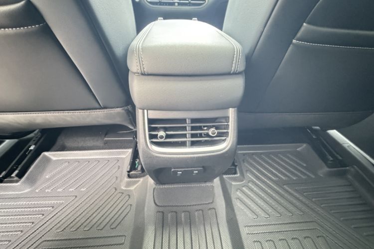 Used Tank 300 2025 2.4T Diesel Version Interior 8