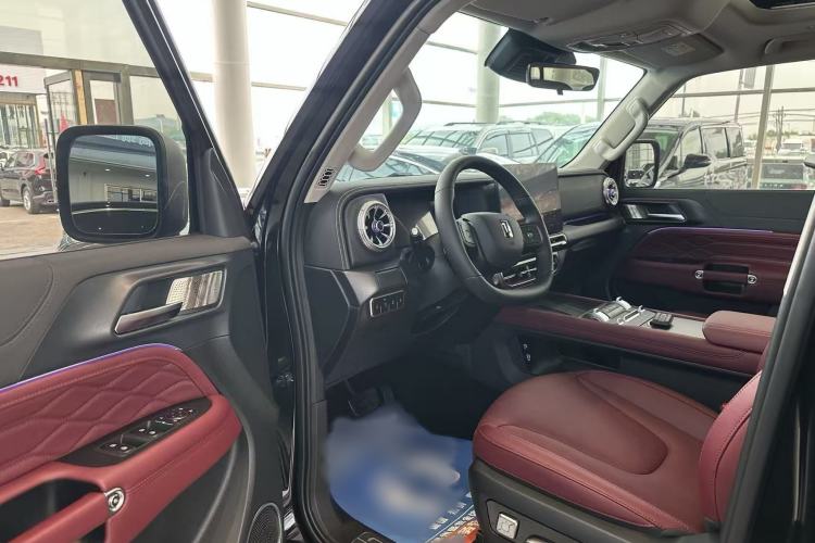 Used Tank 300 2025 2.0T Conqueror Left Front Seat