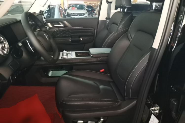 Used Tank 300 2025 2.0T Conqueror Left Front Seat