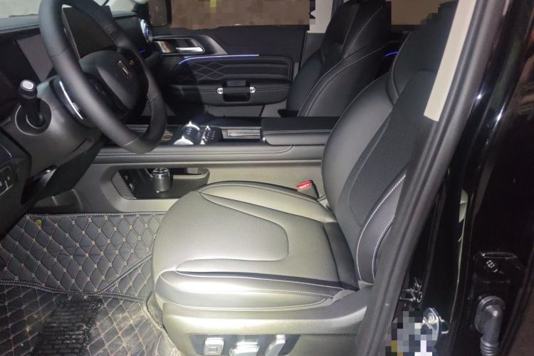 Used Tank 300 2025 2.0T Conqueror Left Front Seat