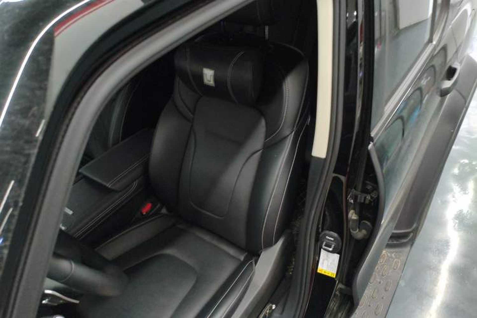 Used Tank 300 2025 2.0T Conqueror Left Front Seat