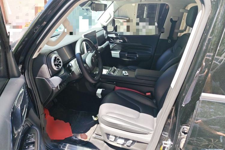Used Tank 300 2025 2.0T Challenger Left Front Seat
