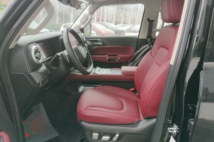 Used Tank 300 2025 2.4T Diesel Version Left Front Seat
