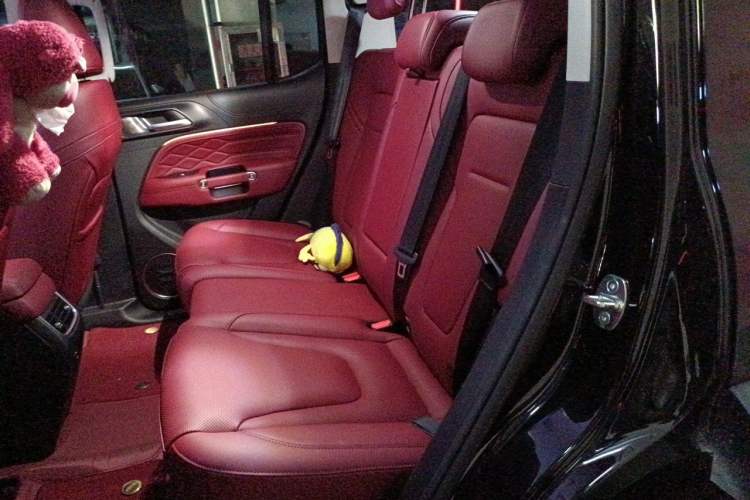 Used Tank 300 2025 2.0T Conqueror Left Rear Seat