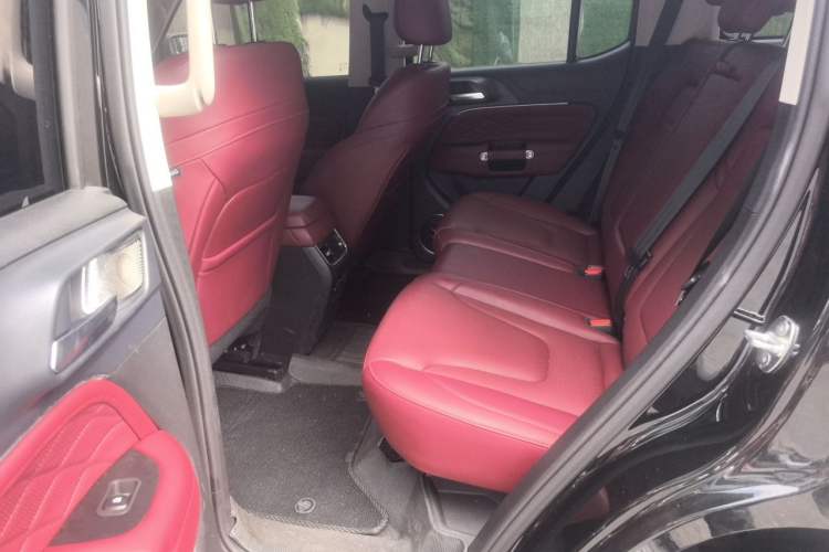 Used Tank 300 2025 2.0T Conqueror Left Rear Seat