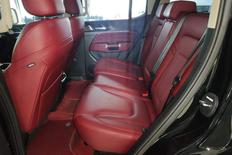 Used Tank 300 2025 2.0T Conqueror Left Rear Seat