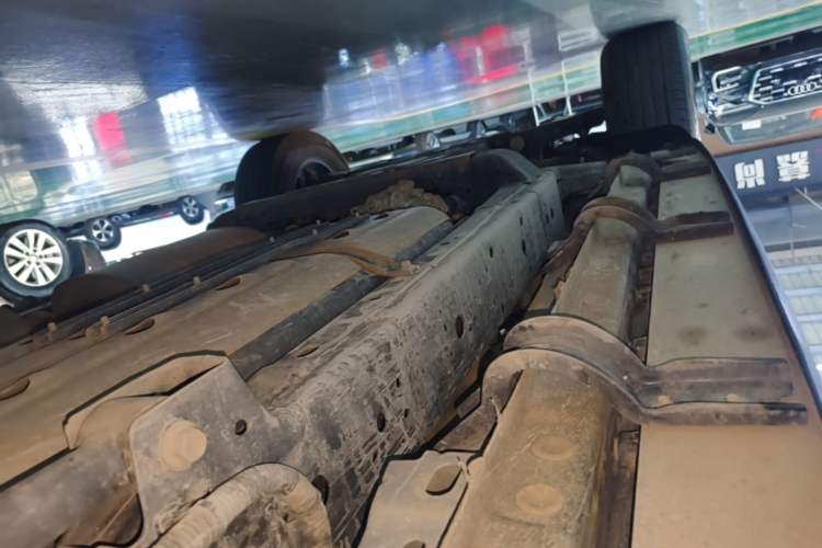 Used Tank 300 2025 2.0T Conqueror Left Side Sill