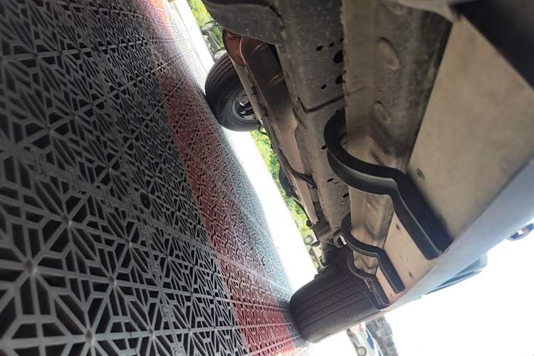Used Tank 300 2025 2.0T Conqueror Left Side Sill