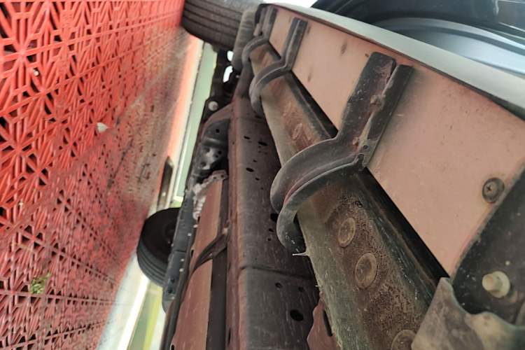 Used Tank 300 2025 2.0T Conqueror Left Side Sill