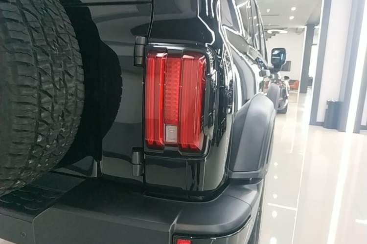 Used Tank 300 2025 2.0T Conqueror Right Rear Taillight