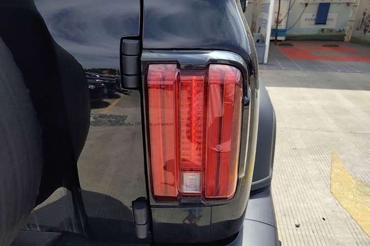 Used Tank 300 2025 2.0T Conqueror Right Rear Taillight