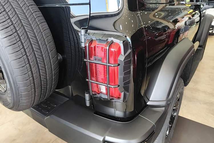 Used Tank 300 2025 2.0T Conqueror Right Rear Taillight