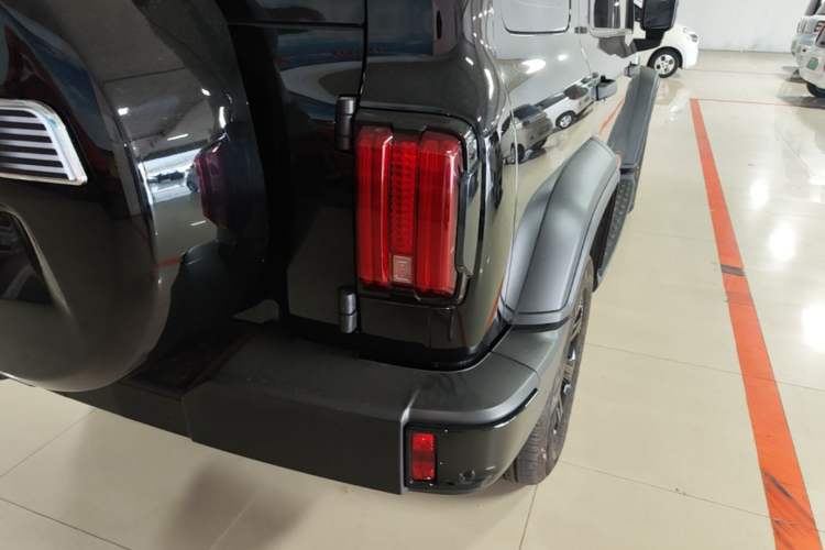 Used Tank 300 2025 2.0T Conqueror Right Rear Taillight