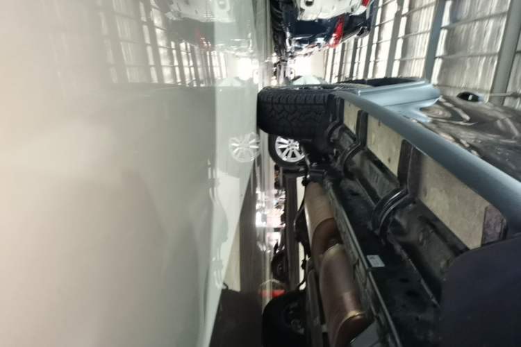 Used Tank 300 2025 2.0T Conqueror Right Side Sill