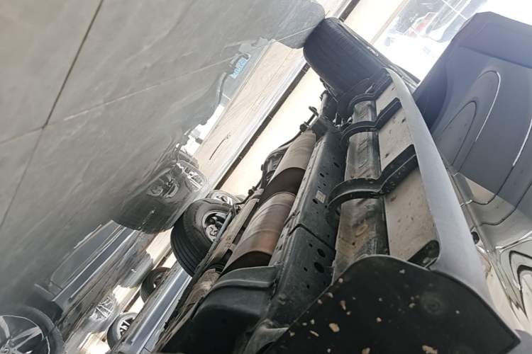 Used Tank 300 2025 2.0T Conqueror Right Side Sill
