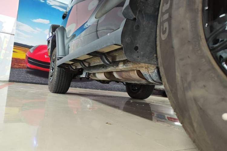 Used Tank 300 2025 2.0T Conqueror Right Side Sill
