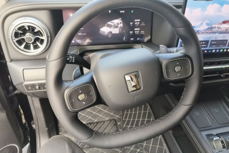 Used Tank 300 2025 2.4T Diesel Version Steering Wheel