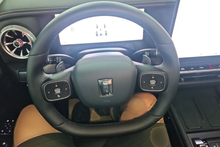 Used Tank 300 2025 2.0T Conqueror Steering Wheel