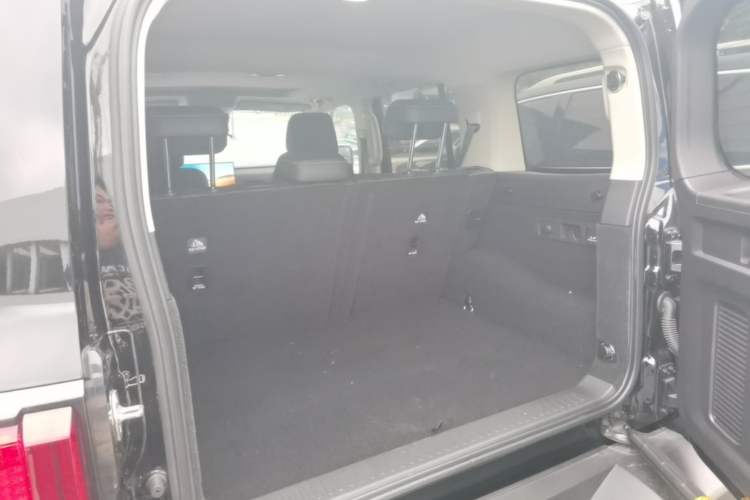 Used Tank 300 2025 2.0T Conqueror Trunk