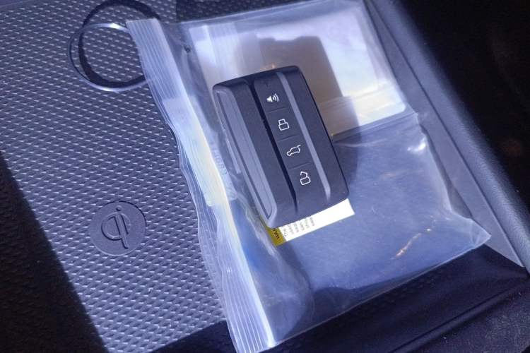 Used Tank 300 2025 2.0T Challenger Vehicle Key