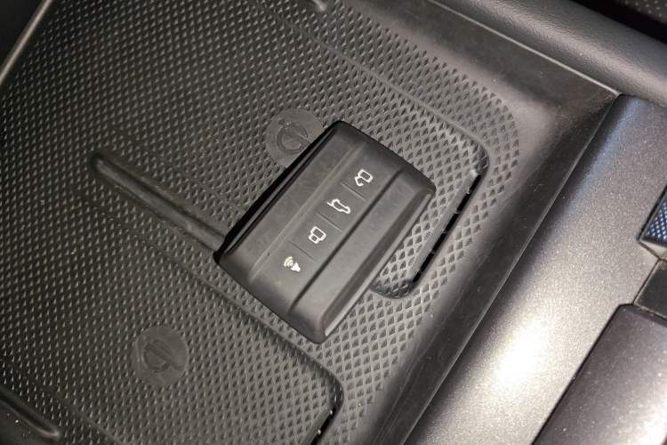 Used Tank 300 2025 2.0T Challenger Vehicle Key