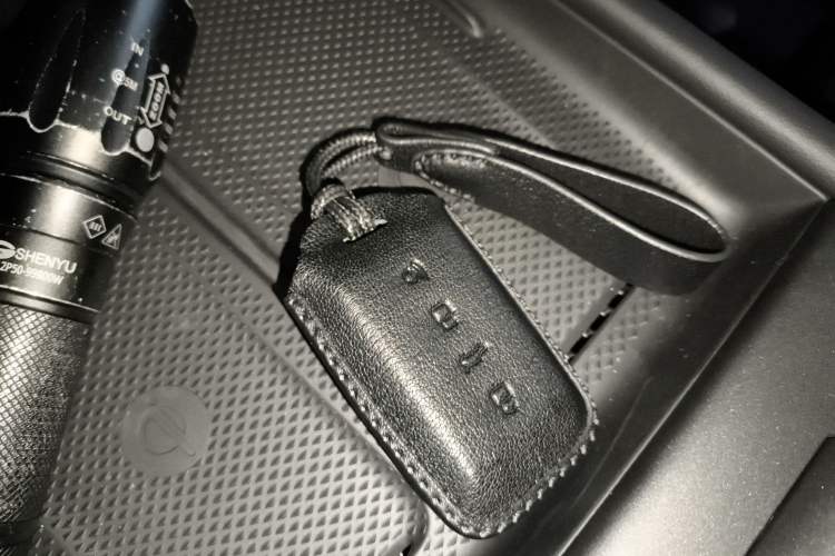 Used Tank 300 2025 2.0T Challenger Vehicle Key