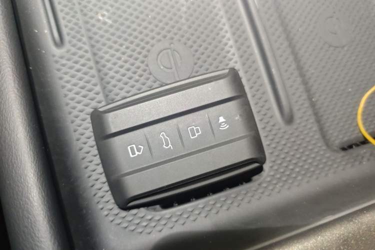 Used Tank 300 2025 2.0T Conqueror Vehicle Key