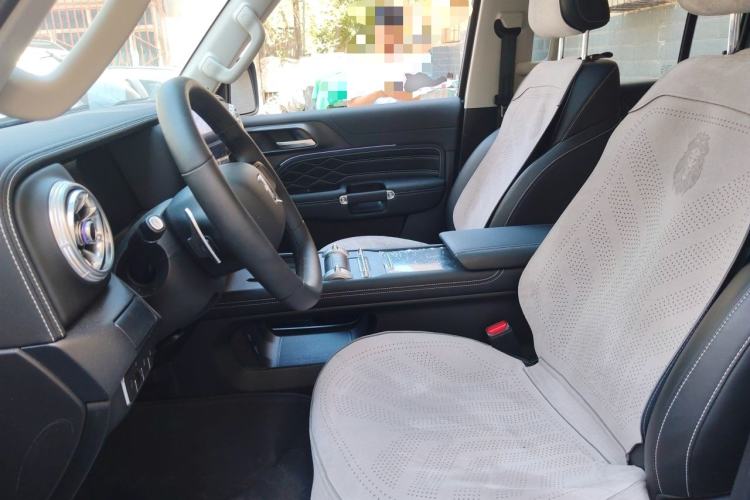 Used Tank 300 2025 2.0T Challenger Left Front Seat