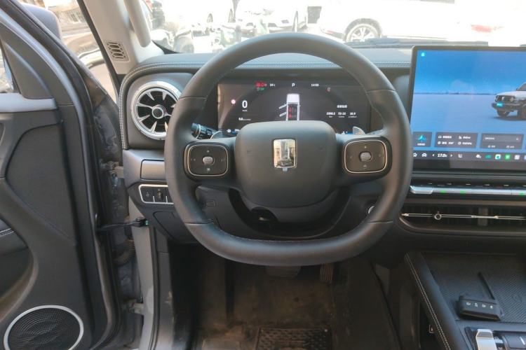 Used Tank 300 2025 2.0T Challenger Steering Wheel
