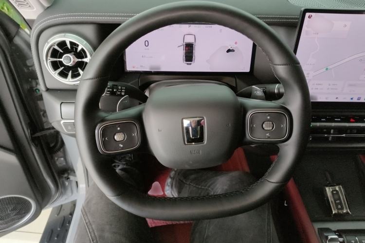 Used Tank 300 2025 2.4T Diesel Version Steering Wheel