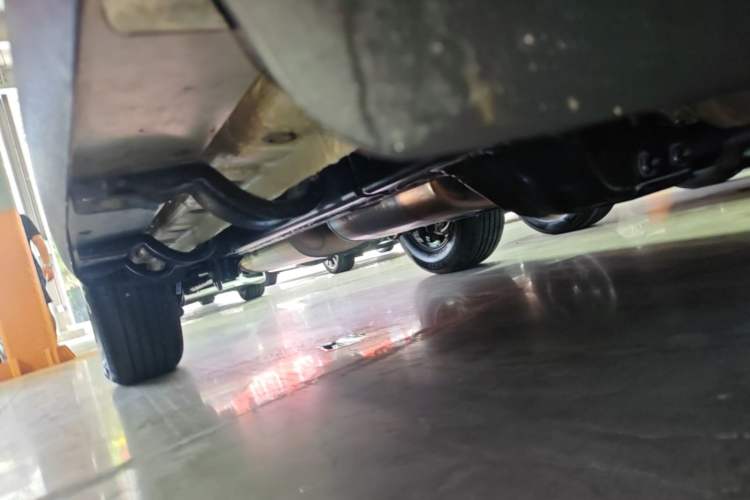 Used Tank 300 2025 2.0T Conqueror Right Side Sill