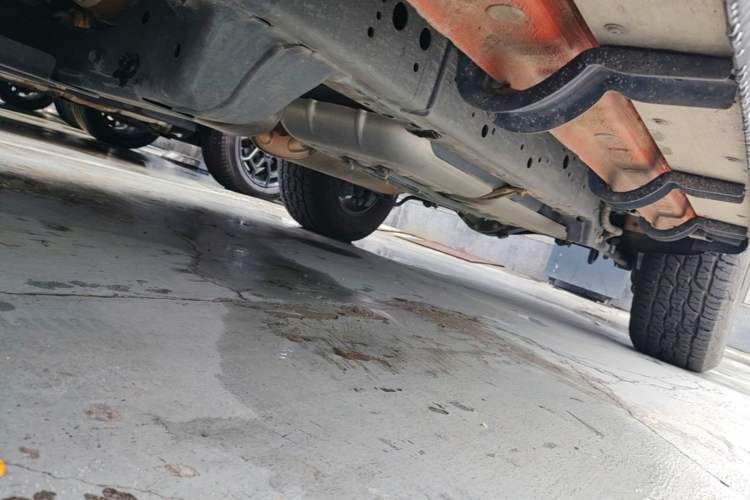 Used Tank 300 2025 2.0T Challenger Chassis Front Left