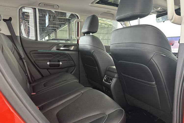 Used Tank 300 2025 2.0T Conqueror Interior 4