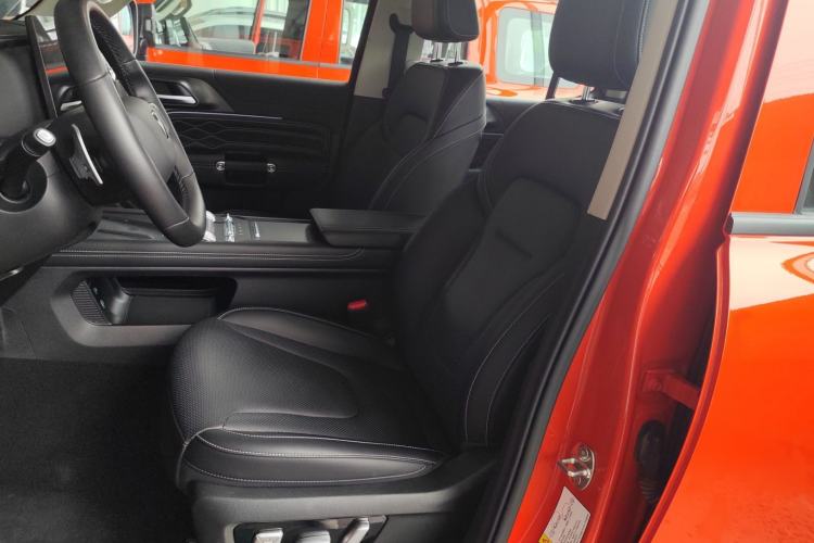 Used Tank 300 2025 2.0T Conqueror Left Front Seat