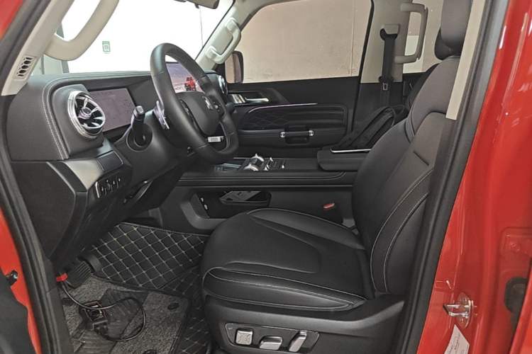 Used Tank 300 2025 2.0T Conqueror Left Front Seat