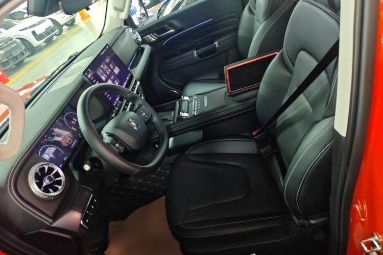 Used Tank 300 2025 2.0T Conqueror Left Front Seat