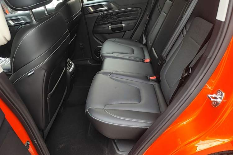 Used Tank 300 2025 2.0T Conqueror Left Rear Seat