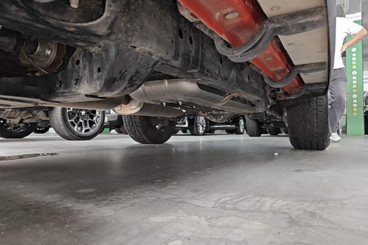 Used Tank 300 2025 2.0T Conqueror Left Side Sill