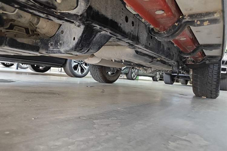 Used Tank 300 2025 2.0T Conqueror Left Side Sill