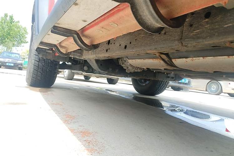 Used Tank 300 2025 2.0T Conqueror Left Side Sill