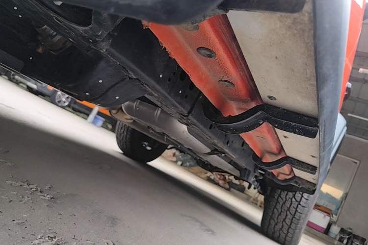 Used Tank 300 2025 2.0T Conqueror Left Side Sill