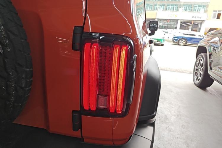 Used Tank 300 2025 2.0T Conqueror Right Rear Taillight