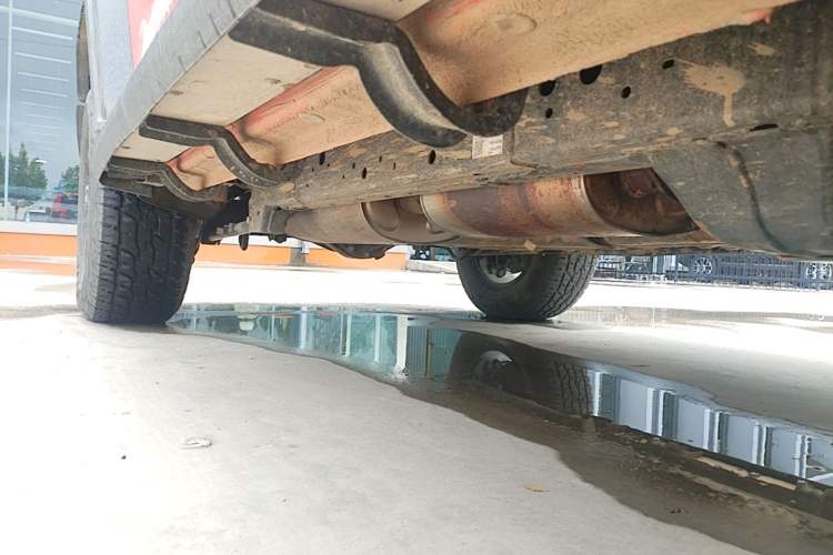 Used Tank 300 2025 2.0T Conqueror Right Side Sill