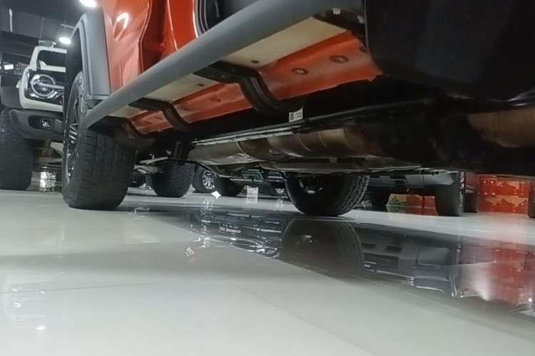 Used Tank 300 2025 2.0T Conqueror Right Side Sill