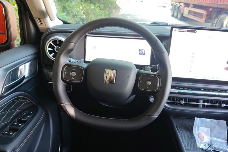 Used Tank 300 2025 2.0T Conqueror Steering Wheel